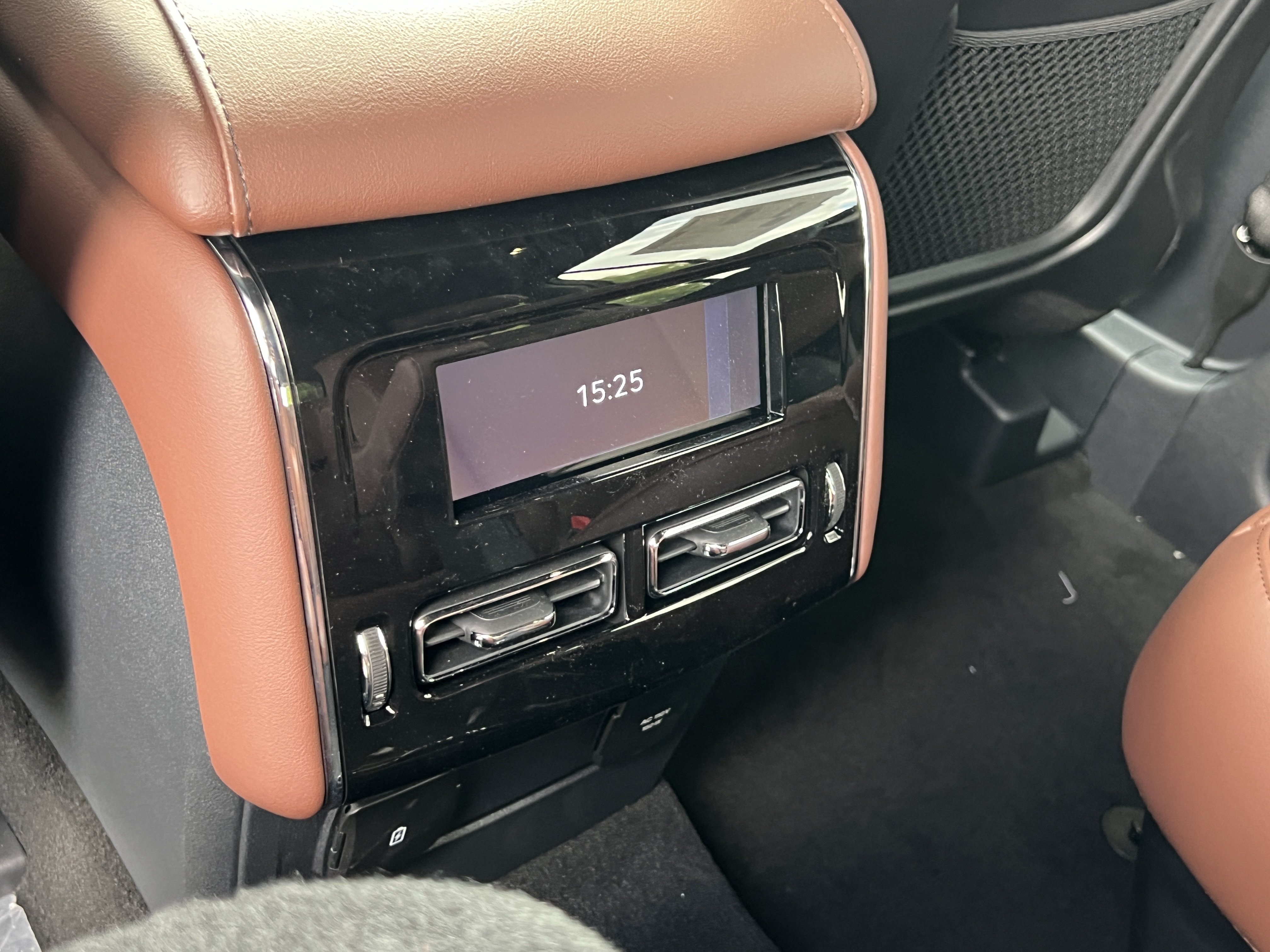New 2026 Lincoln Aviator Reserve w/ Jet Appearance Package RWD image 27