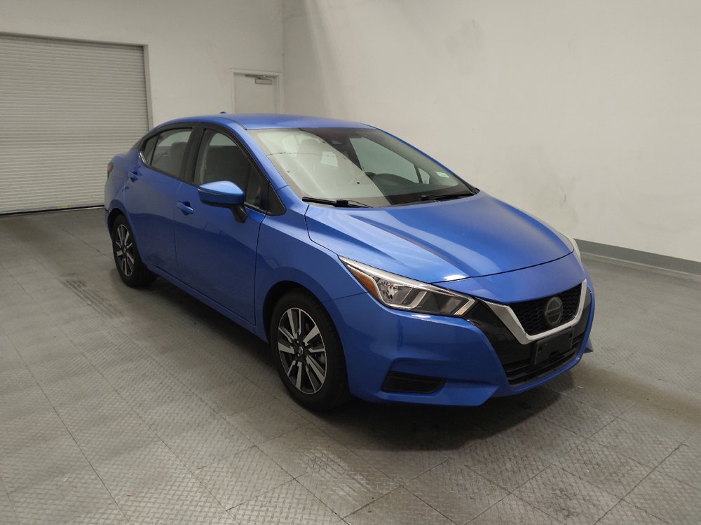 Used 2021 Nissan Versa SV FWD image 13