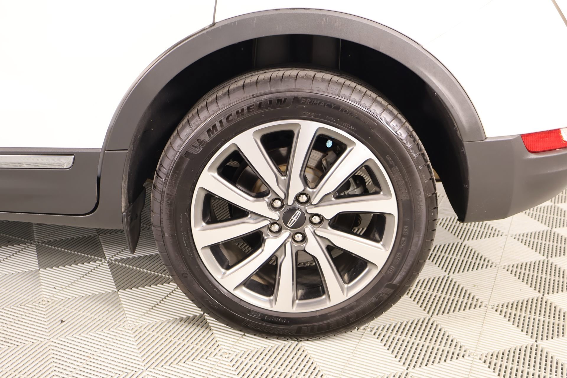 Used 2019 Lincoln MKC Reserve w/ MKC Climate Package FWD image 19