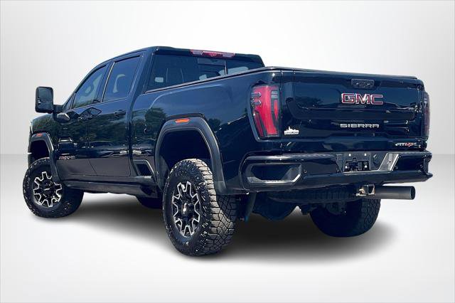 Used 2024 GMC Sierra 2500 AT4X image 4
