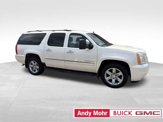 Used 2012 GMC Yukon XL SLT w/ SLT-2 Equipment Package AWD/4WD image 13