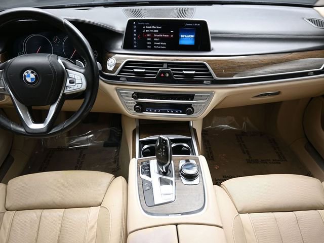 Used 2018 BMW 740i w/ Executive Package RWD image 22