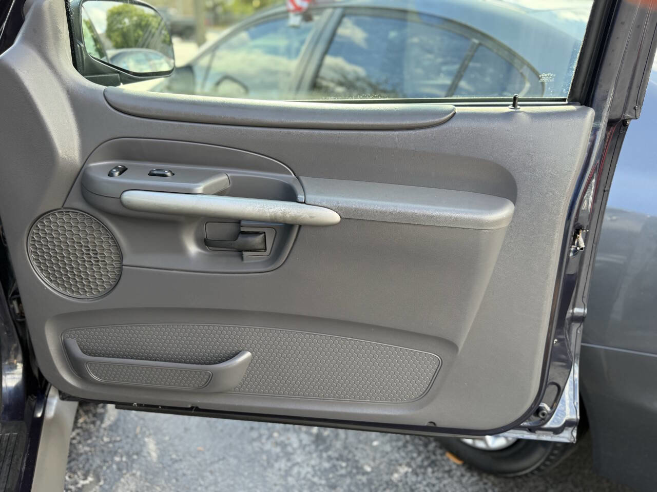 Used 2002 Ford Explorer Sport image 24