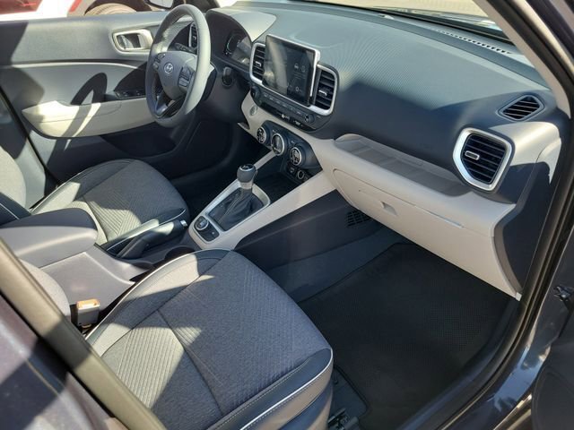 New 2026 Hyundai Venue SEL FWD image 17