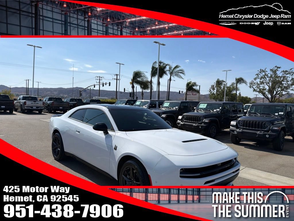 Used 2026 Dodge Charger Scat Pack w/ Blacktop Package AWD/4WD image 1