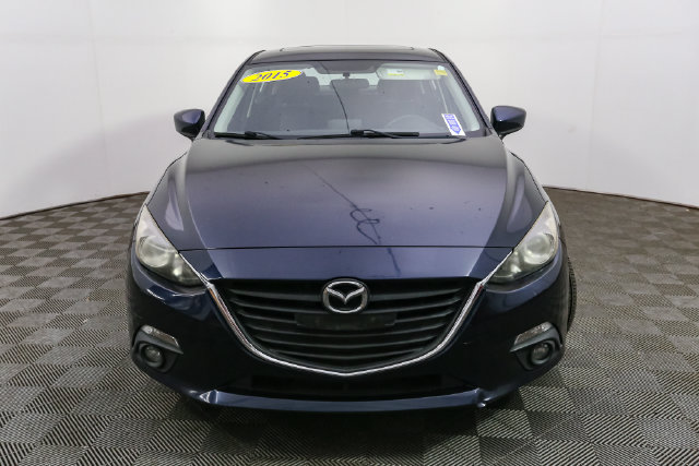 Used 2015 MAZDA MAZDA3 i Touring w/ Technology Package FWD image 4