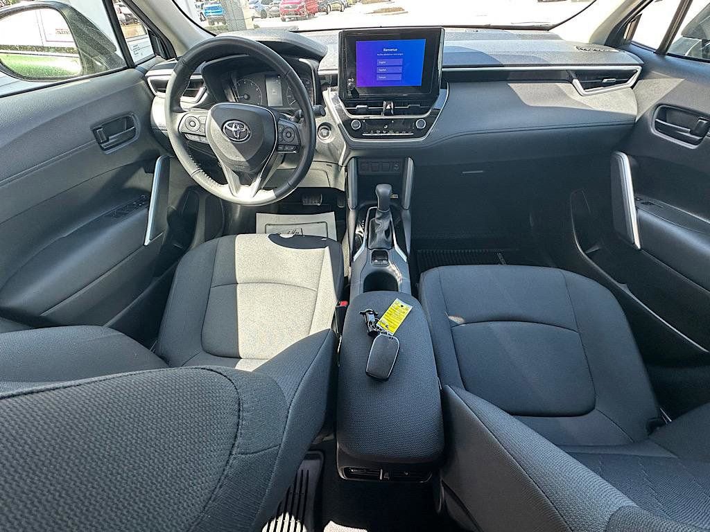 Certified 2023 Toyota Corolla Cross LE image 16