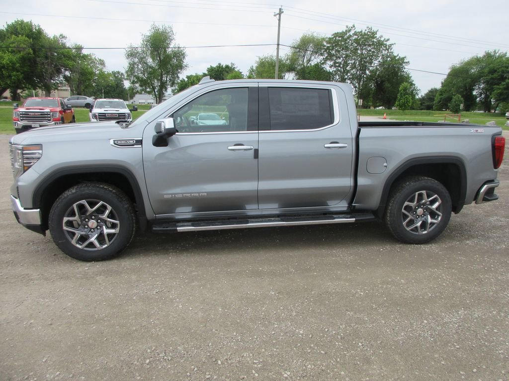 New 2026 GMC Sierra 1500 SLT w/ SLT Premium Package AWD/4WD image 10