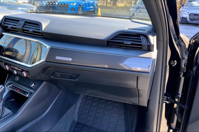 Used 2025 Audi Q3 2.0T Premium Plus w/ Premium Plus Package image 18