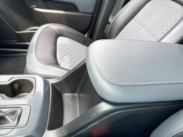 Used 2017 Chevrolet Colorado Z71 RWD image 21