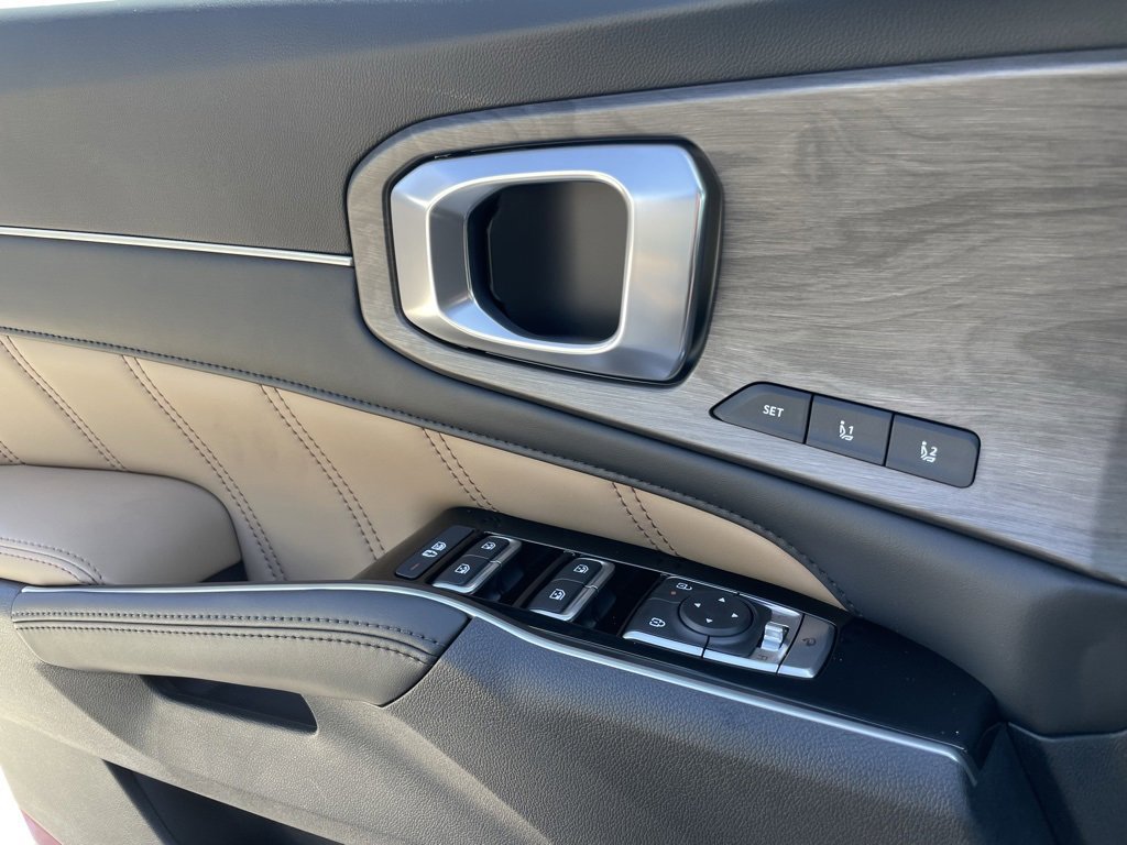 New 2026 Kia Sorento SX Prestige w/ Olive Brown Leather Package image 19