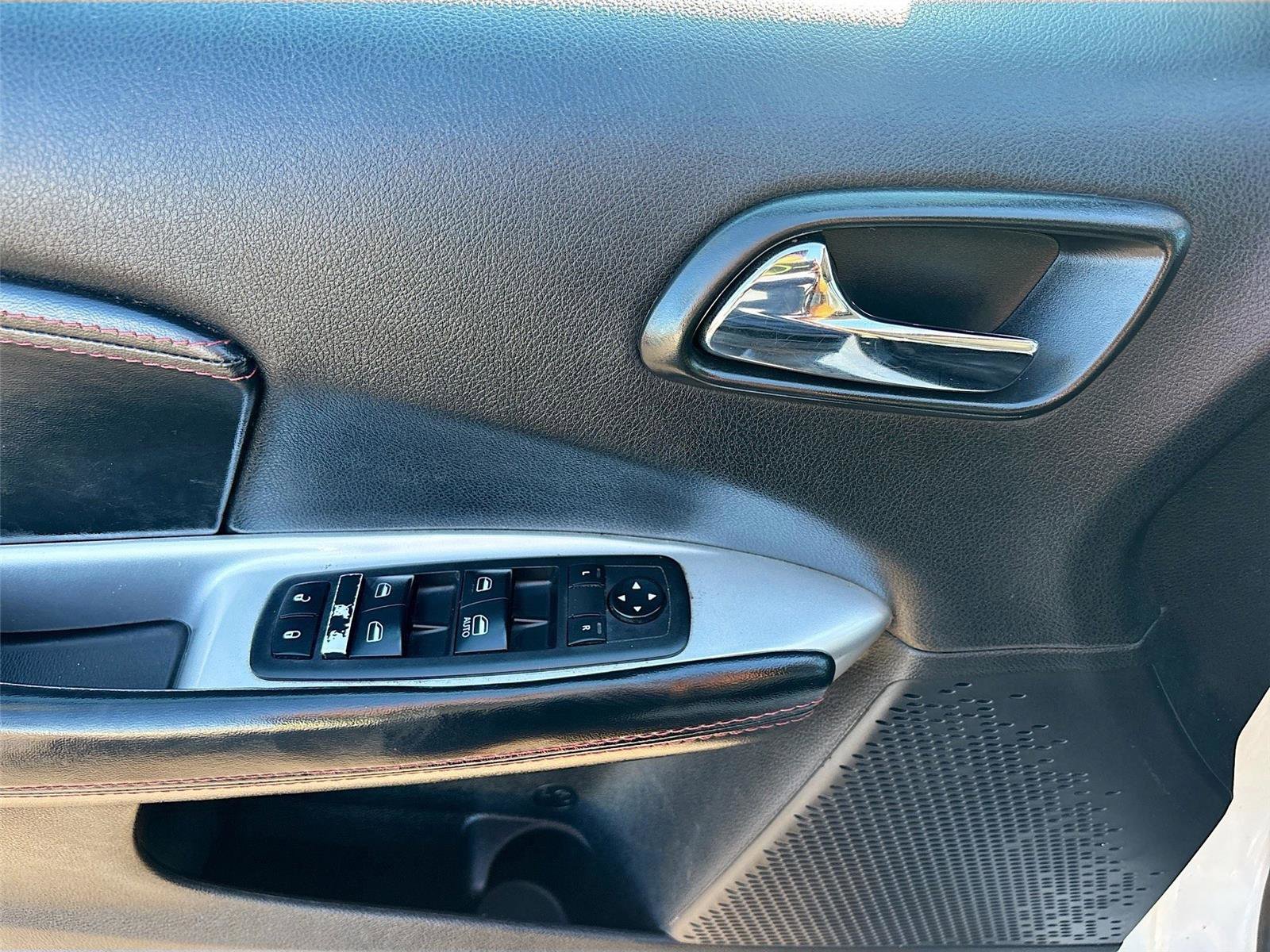 Used 2018 Dodge Journey GT w/ Driver Convenience Group image 18