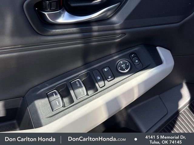 Certified 2025 Honda Accord SE image 10