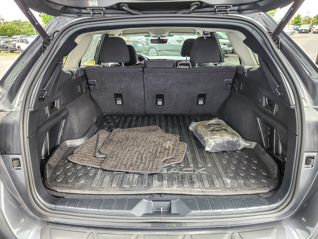 Used 2024 Subaru Outback Premium AWD/4WD image 16