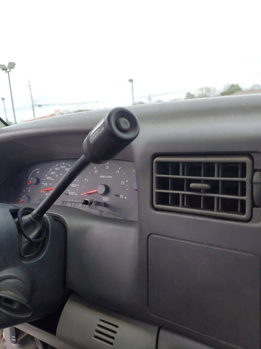 Used 2002 Ford F250 XL RWD image 19