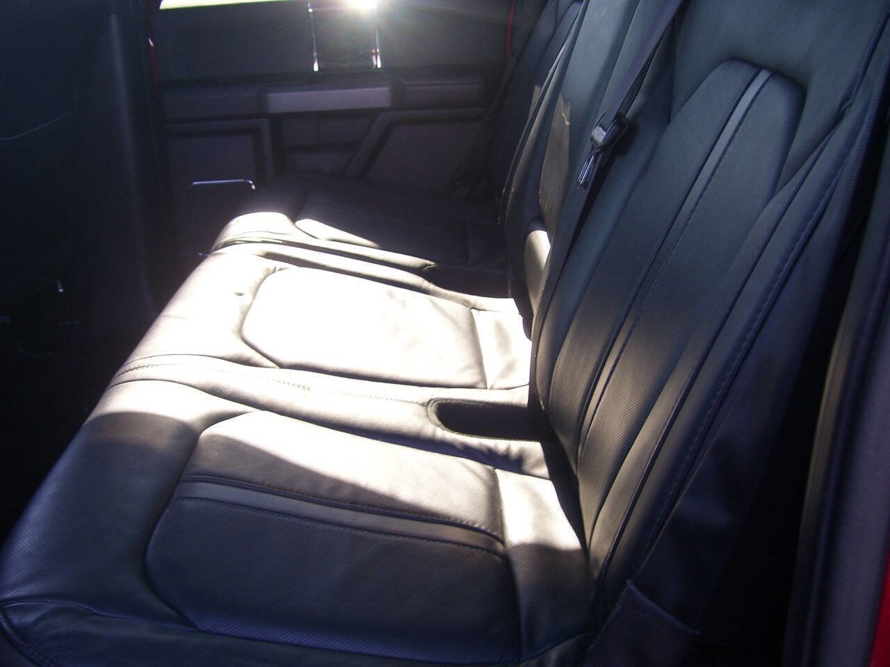 Used 2015 Ford F150 Platinum w/ Technology Package image 9