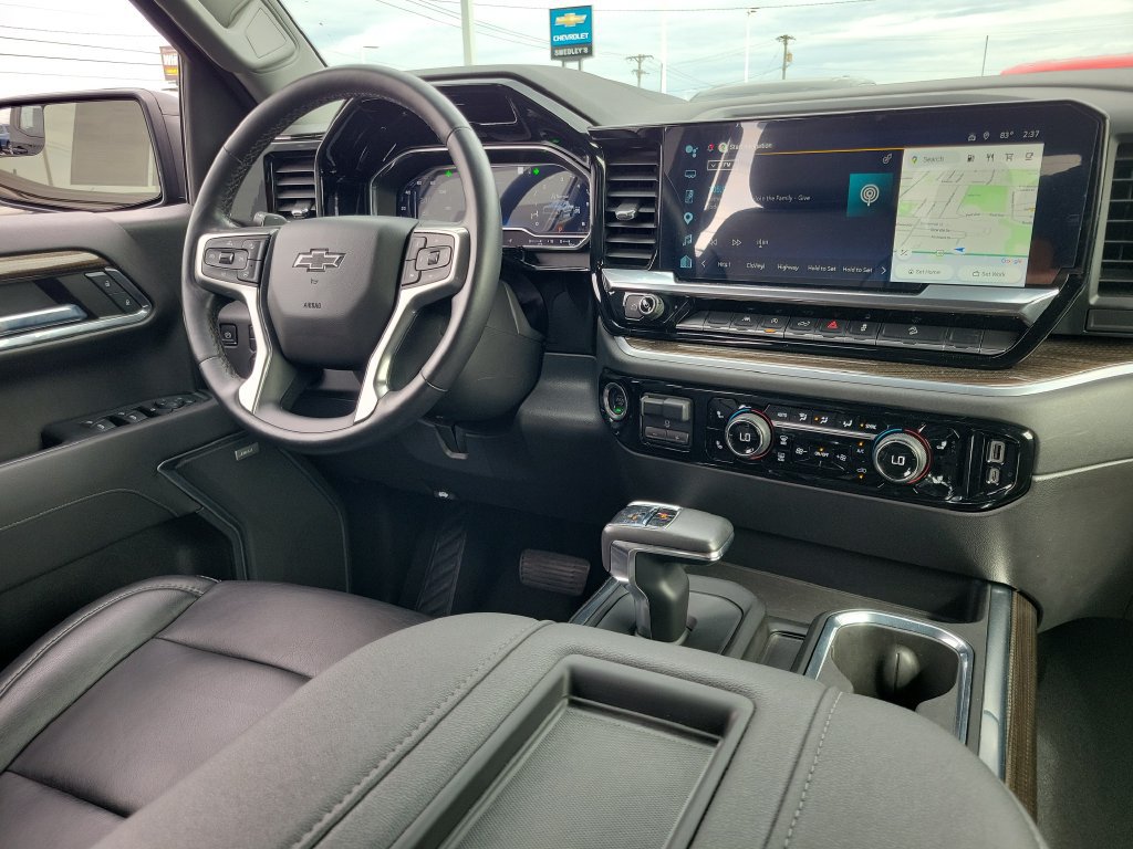 Used 2022 Chevrolet Silverado 1500 LT Trail Boss w/ Convenience Package II AWD/4WD image 13