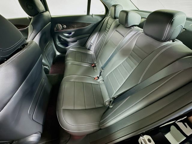 Used 2022 Mercedes-Benz E 350 Sedan image 25