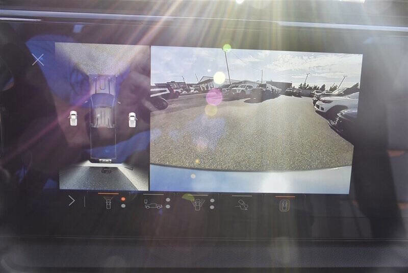 Used 2025 GMC Sierra 3500 AT4 w/ AT4 Premium Plus Package image 26