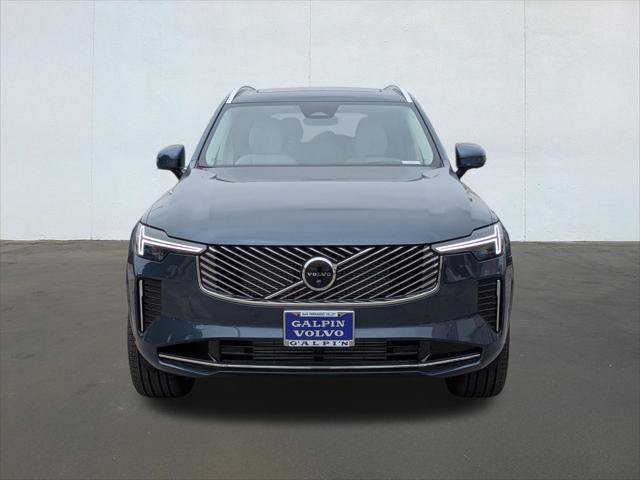 New 2026 Volvo XC90 T8 Ultra w/ Lounge Package AWD/4WD image 4