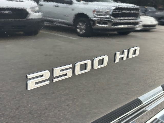 Used 2020 Chevrolet Silverado 2500 High Country w/ Z71 Off-Road Package image 16