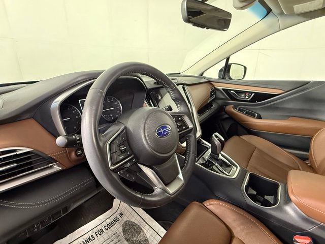 Used 2022 Subaru Outback Touring AWD/4WD image 5