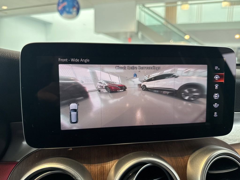 Used 2020 Mercedes-Benz GLC 300 4MATIC image 33