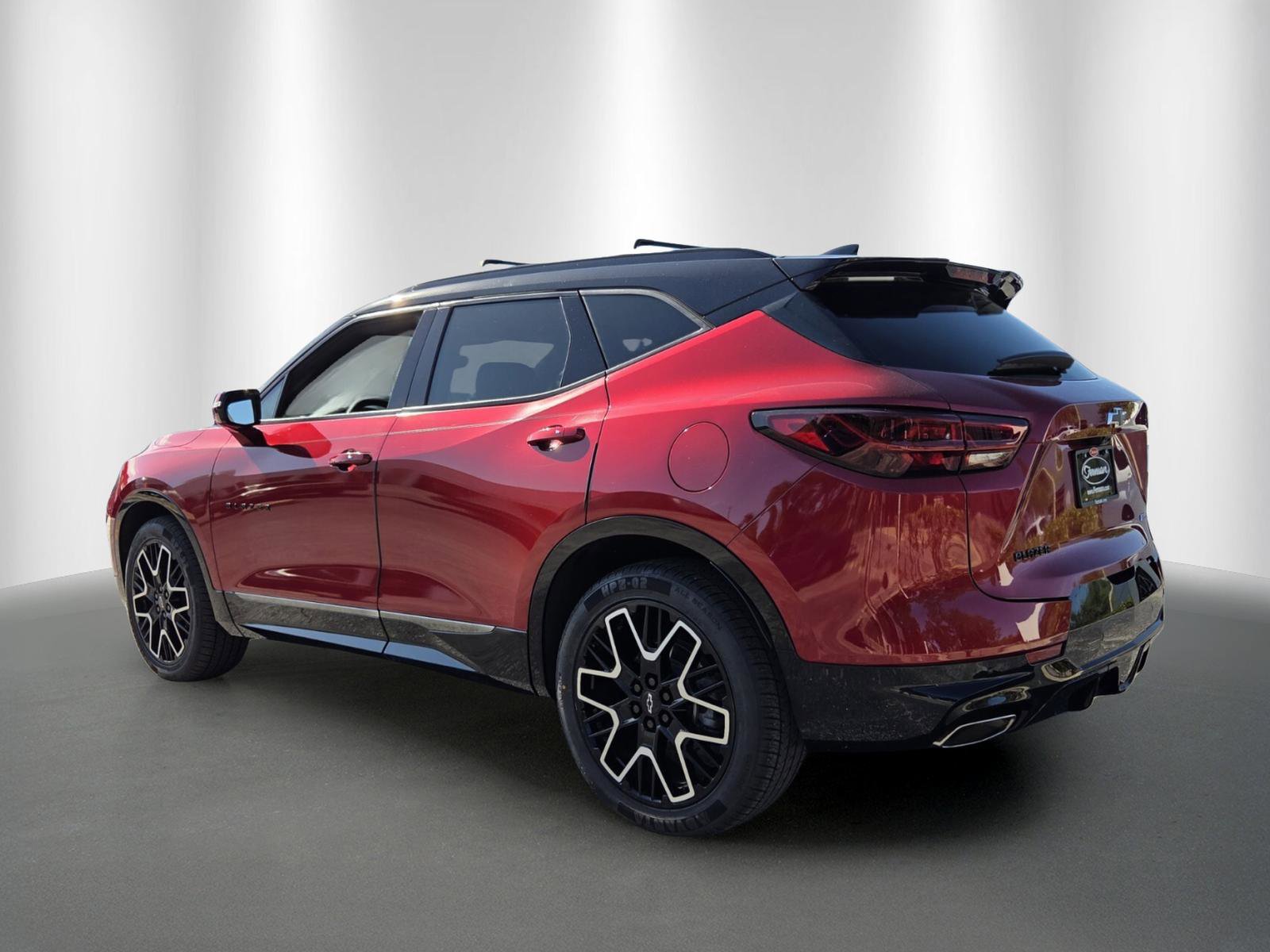 Used 2023 Chevrolet Blazer RS w/ Driver Confidence II Package FWD image 5