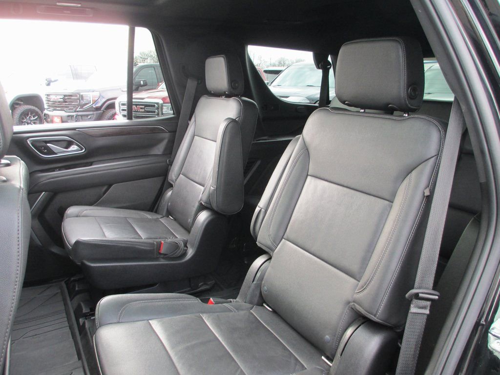 Used 2022 Chevrolet Tahoe Z71 w/ Luxury Package image 21