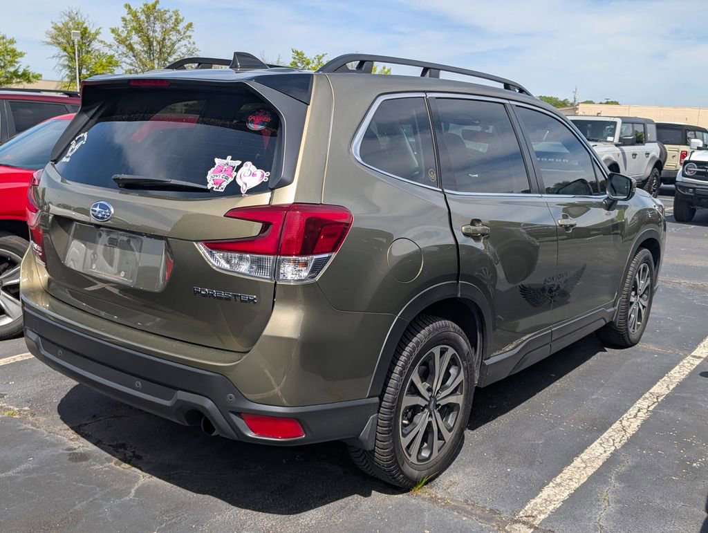 Used 2024 Subaru Forester Limited image 3