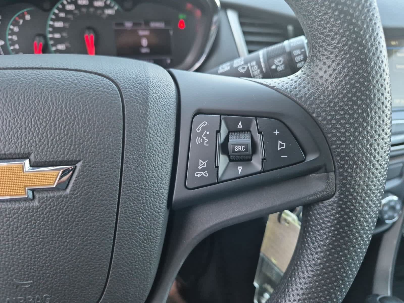 Used 2019 Chevrolet Trax LS FWD image 23