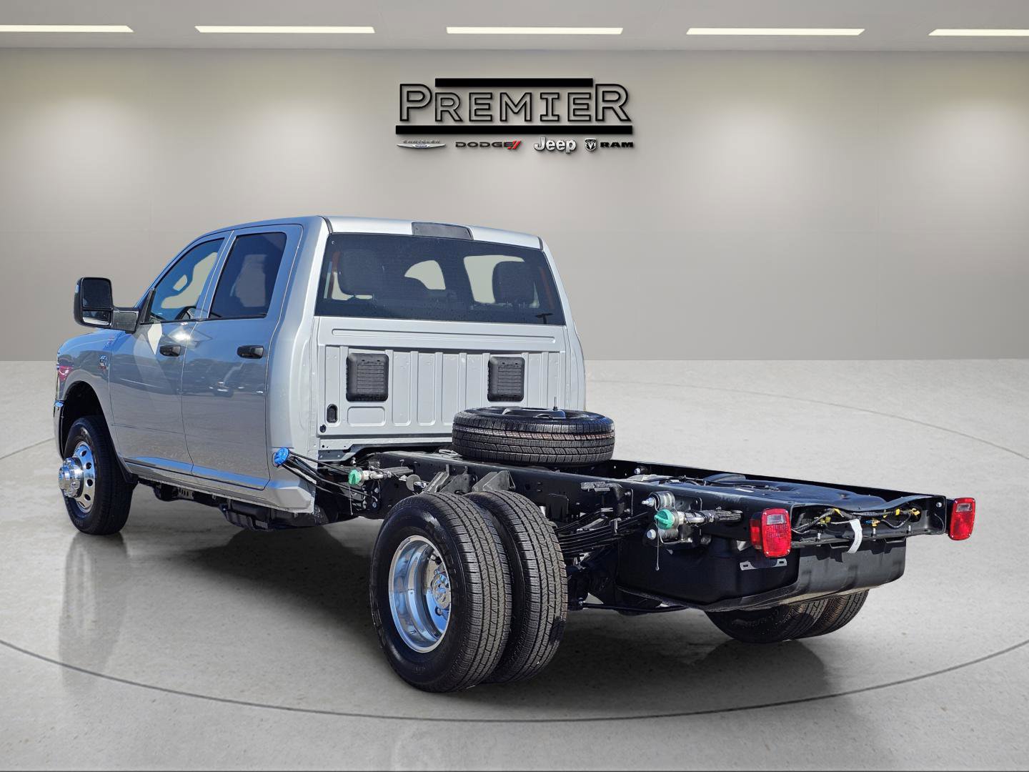 New 2026 RAM 3500 Tradesman w/ Chrome Appearance Group image 13