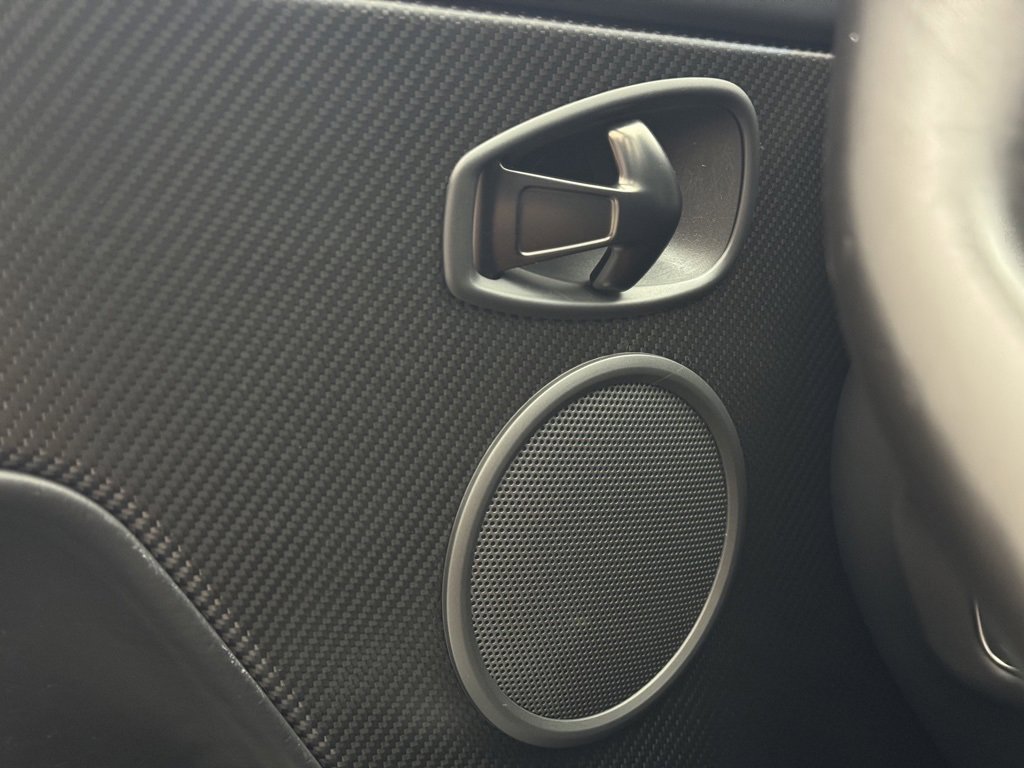 Used 2023 Aston Martin DB11 Volante image 12