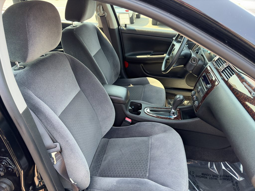 Used 2016 Chevrolet Impala Limited LS FWD image 18
