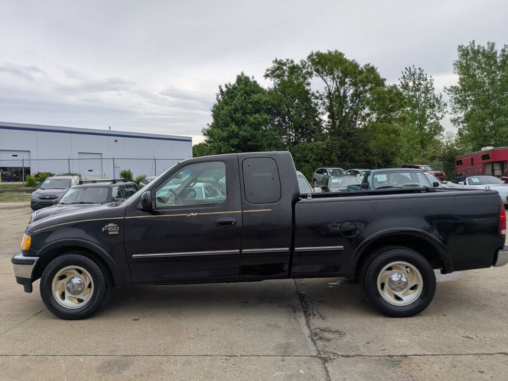 Used 1998 Ford F150 XLT RWD image 8