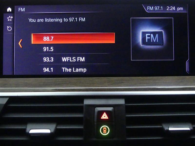 Used 2019 BMW X3 xDrive30i w/ Driving Assistance Package image 11