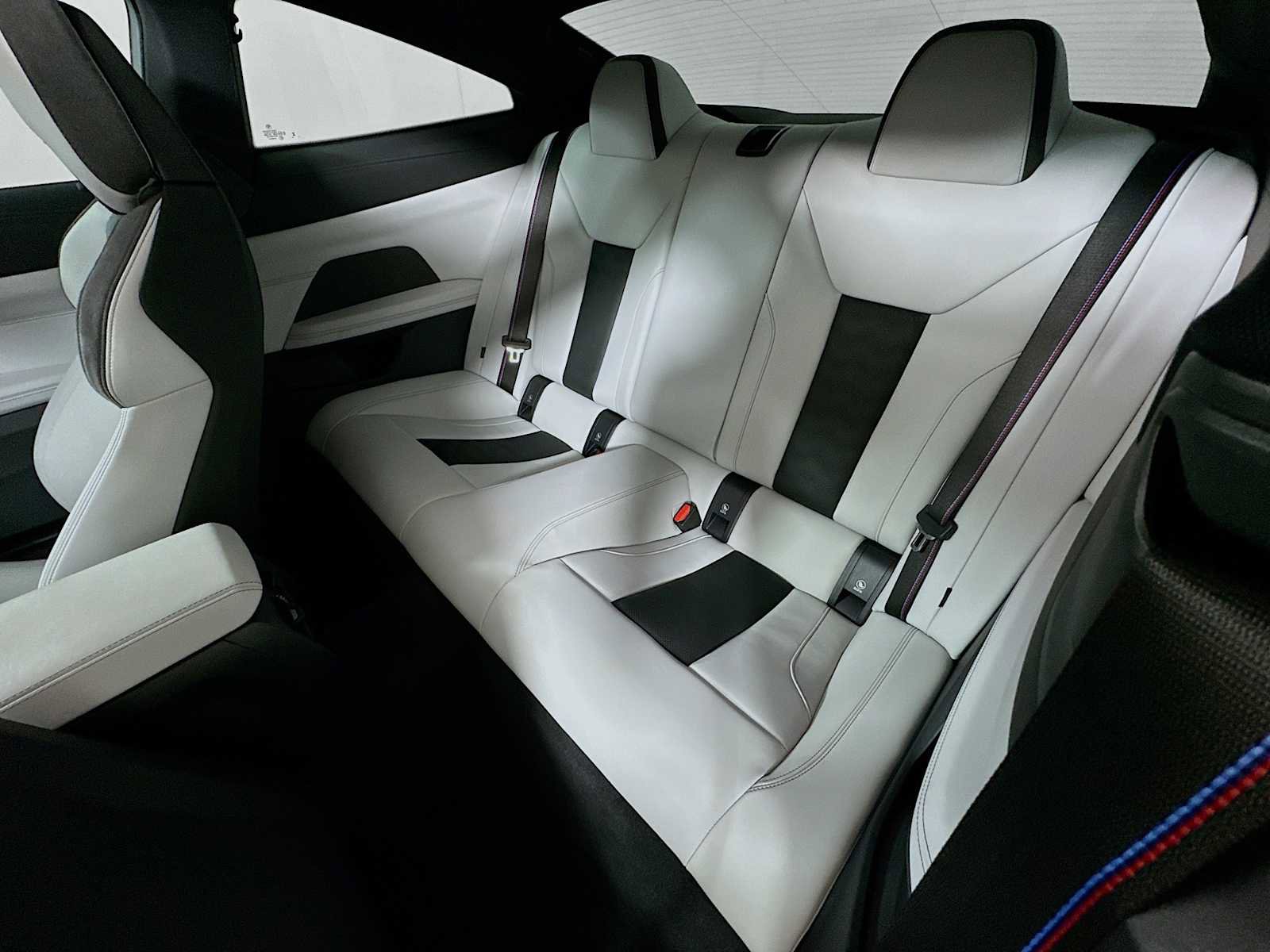 Used 2025 BMW M4 Competition image 23