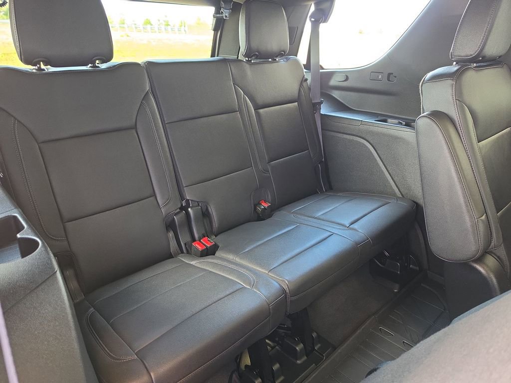 Certified 2024 Chevrolet Tahoe Z71 w/ Luxury Package image 32