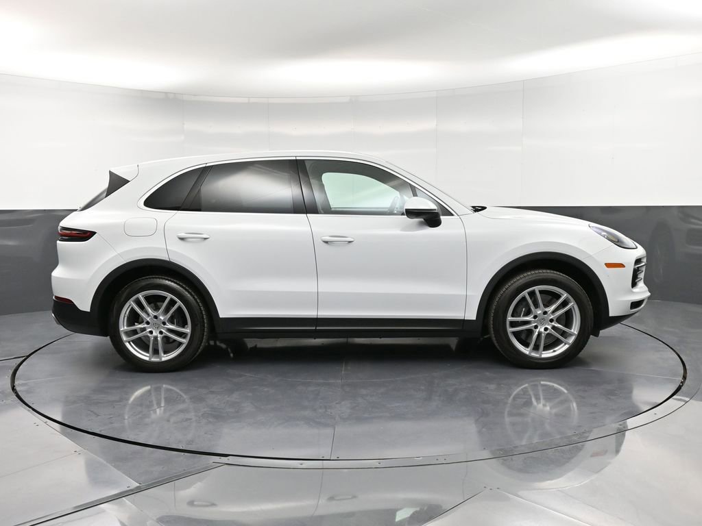 Certified 2023 Porsche Cayenne image 9