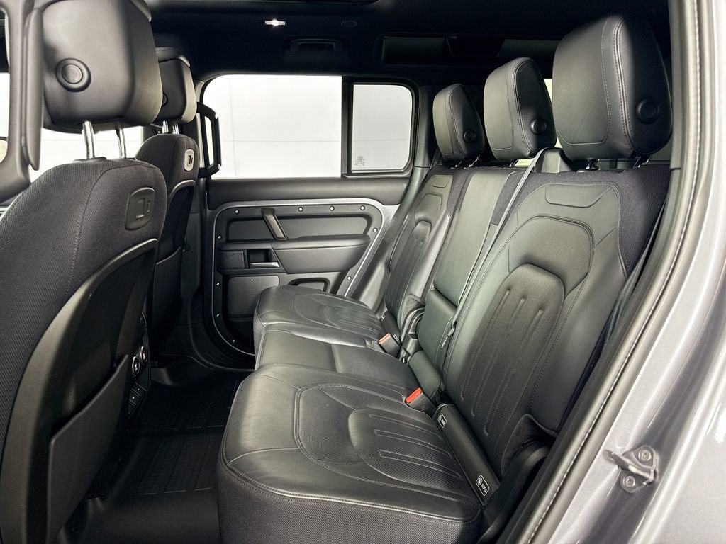 Used 2020 Land Rover Defender 110 X image 30