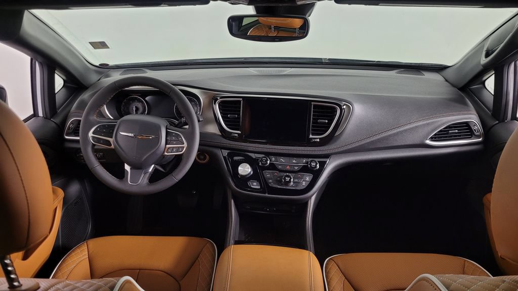 New 2026 Chrysler Pacifica Pinnacle AWD/4WD image 44
