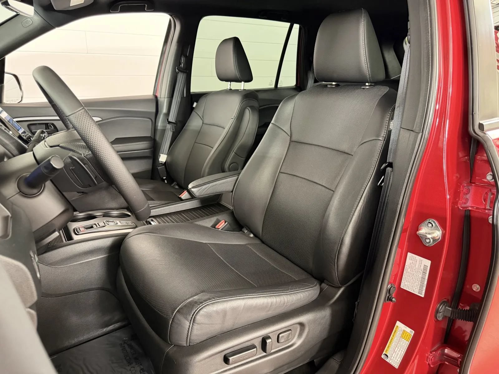 Used 2023 Honda Passport EX-L image 12