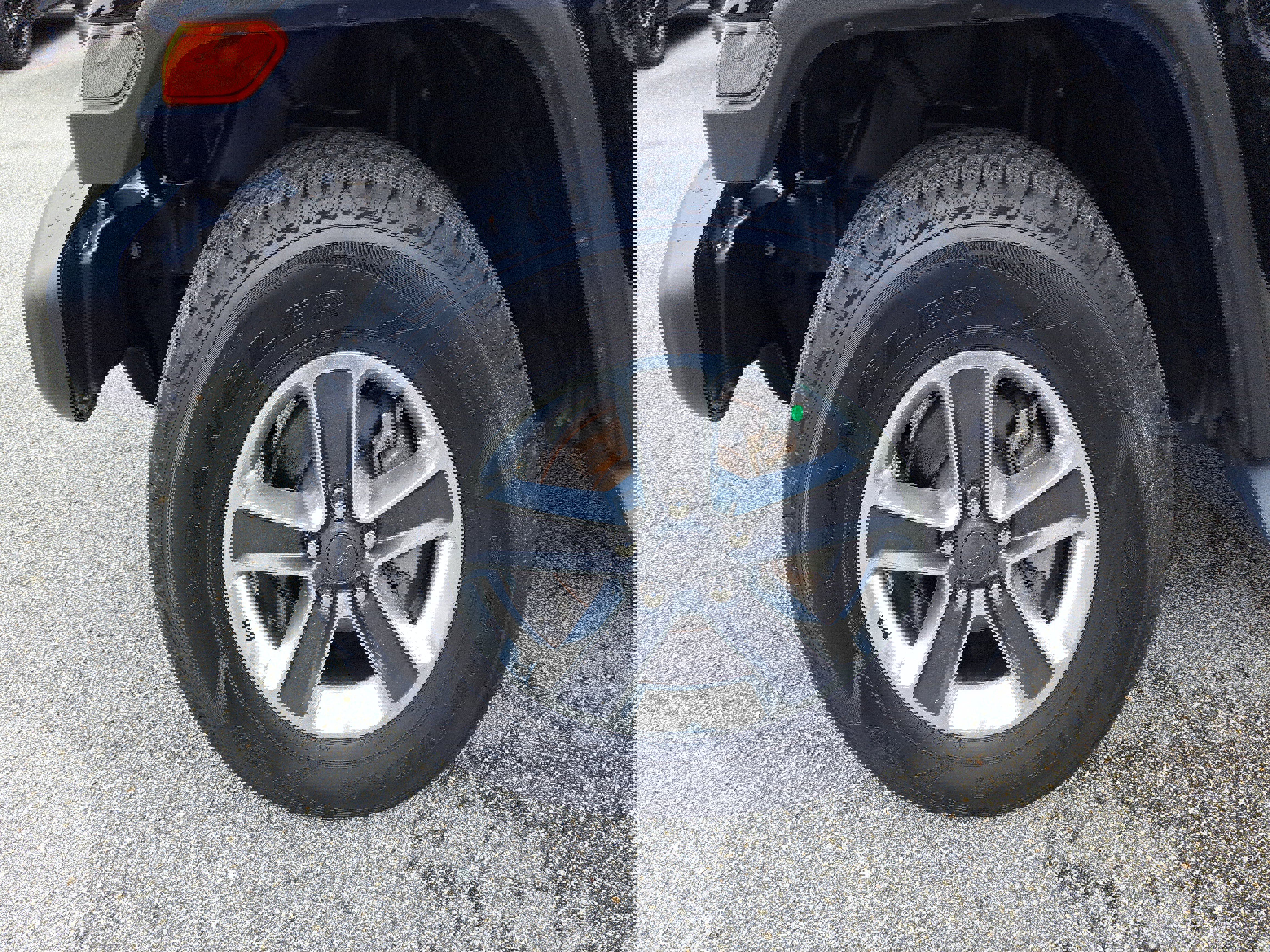 Used 2018 Jeep Wrangler Unlimited Sahara image 18