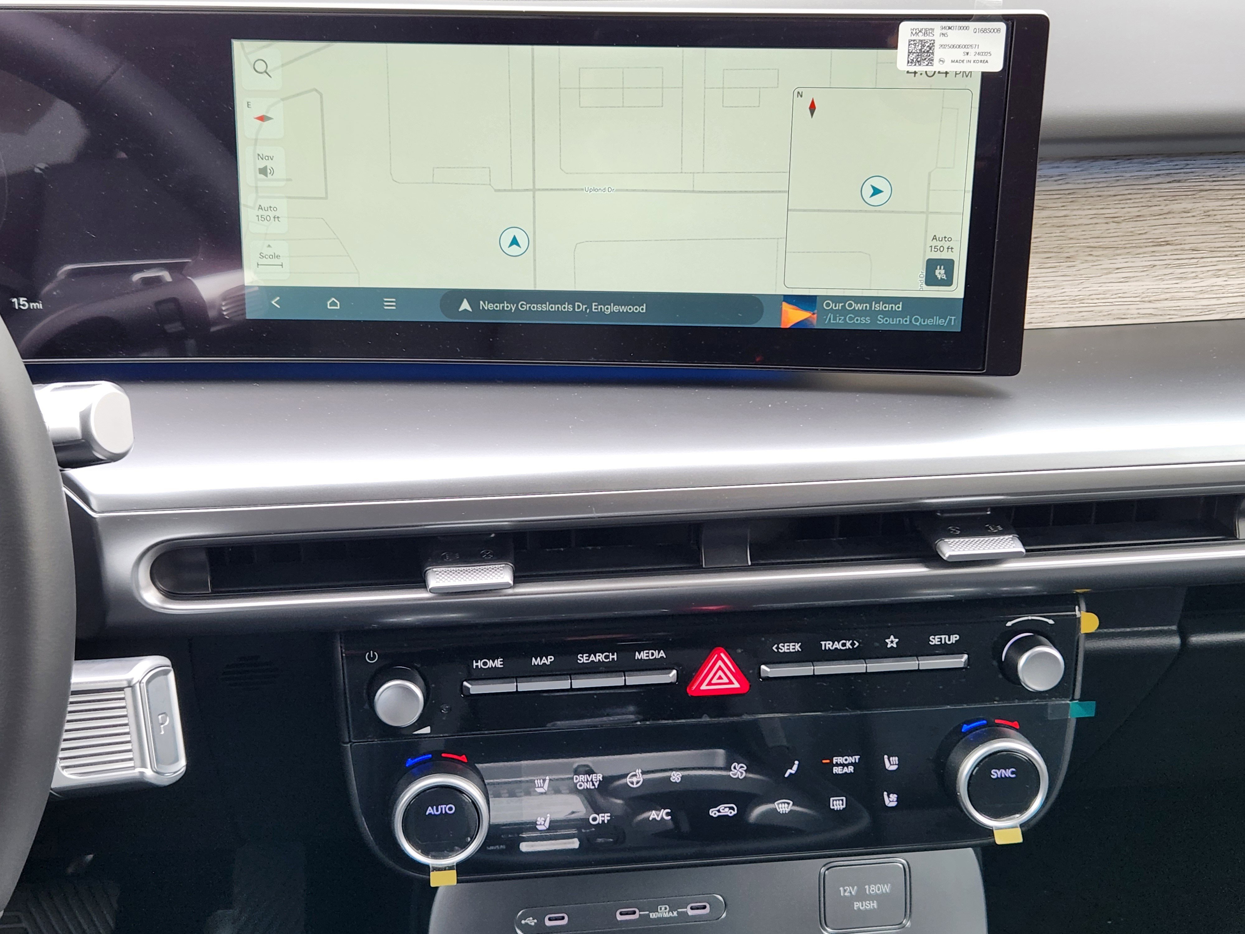 New 2026 Hyundai Ioniq 9 SEL w/ Tow & Go Package AWD/4WD image 15