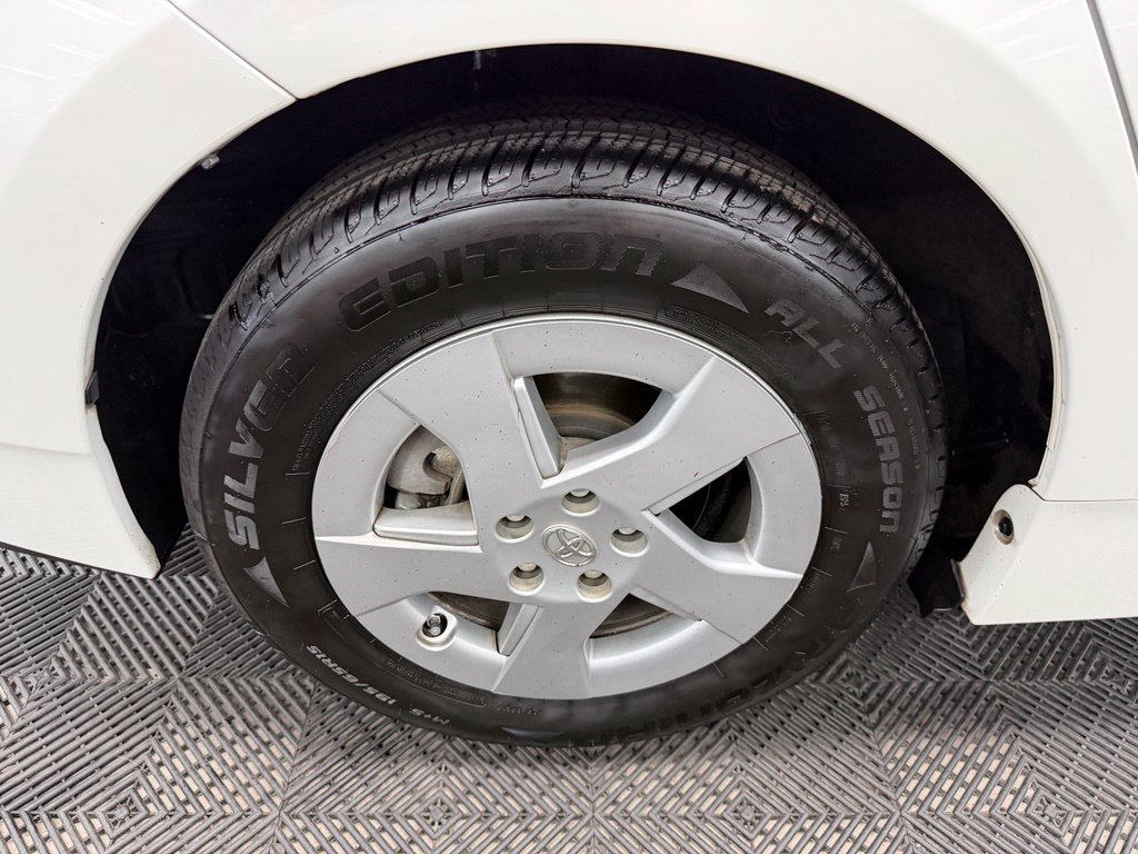 Used 2011 Toyota Prius Four w/ Navigation Pkg FWD image 19