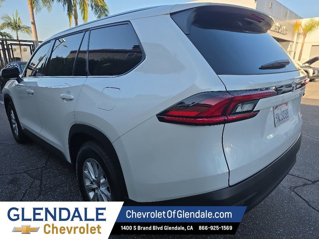 Used 2026 Toyota Grand Highlander FWD image 5
