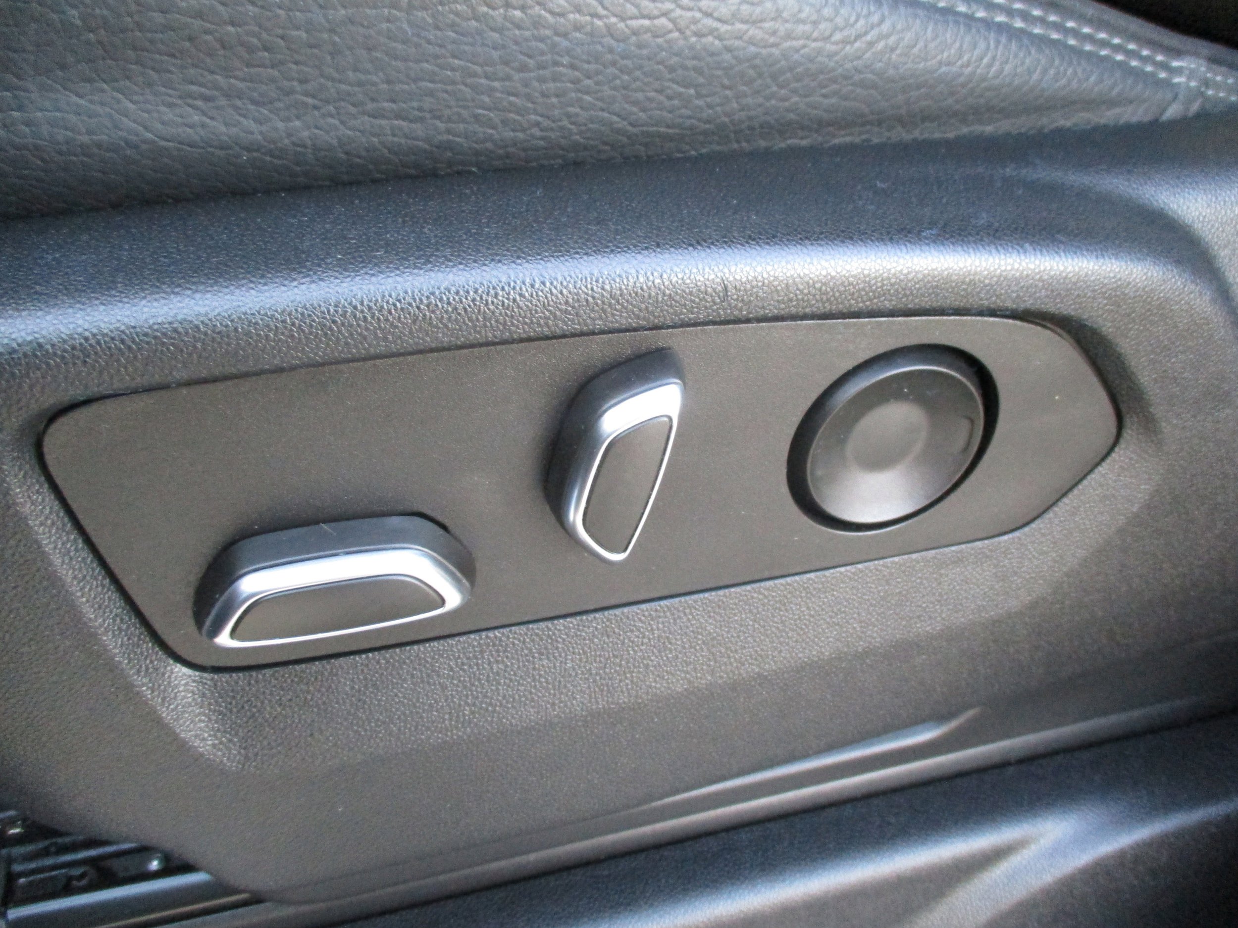 Used 2022 GMC Yukon XL Denali w/ Max Trailering Package image 36