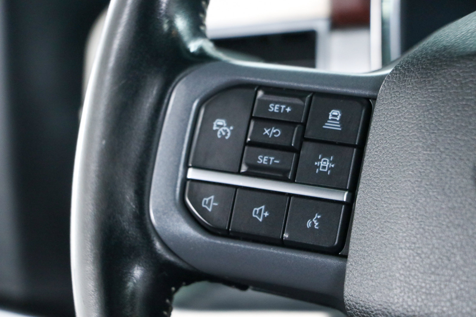 Used 2023 Ford F150 Lariat w/ Equipment Group 502A High AWD/4WD image 15
