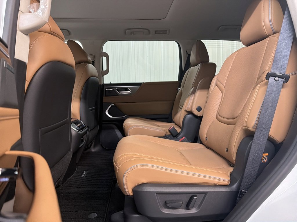 New 2026 INFINITI QX80 Luxe image 31