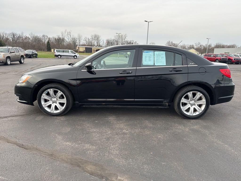 Used 2013 Chrysler 200 Touring w/ Cold Weather Group image 5